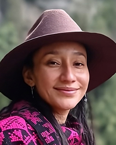 Flor G. Vázquez Corzas ►